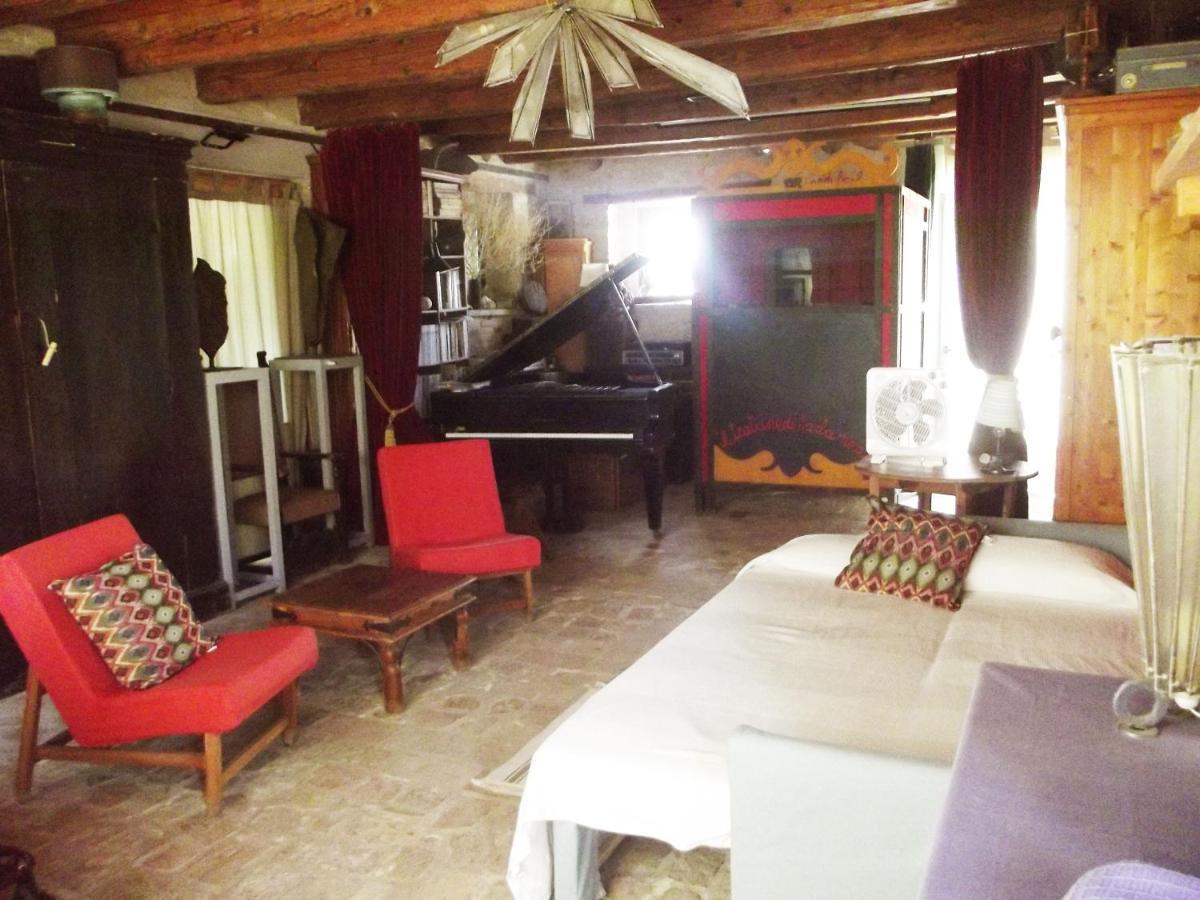 "La Casa Degli Ulivi Art B&B" Trecastelli Eksteriør bilde